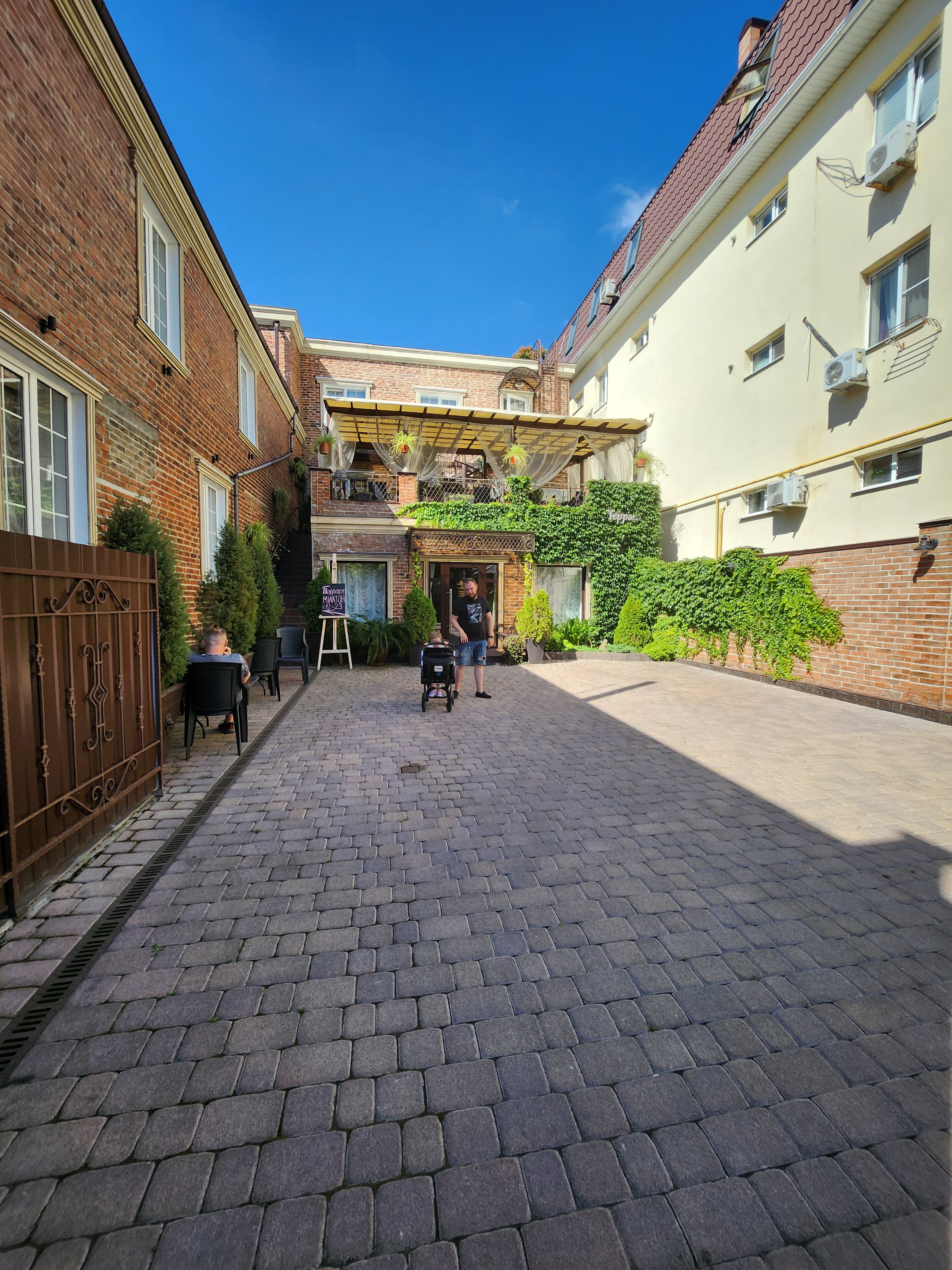 Фото Милтон