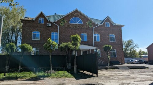 Гостиница Tropicana в Уральске
