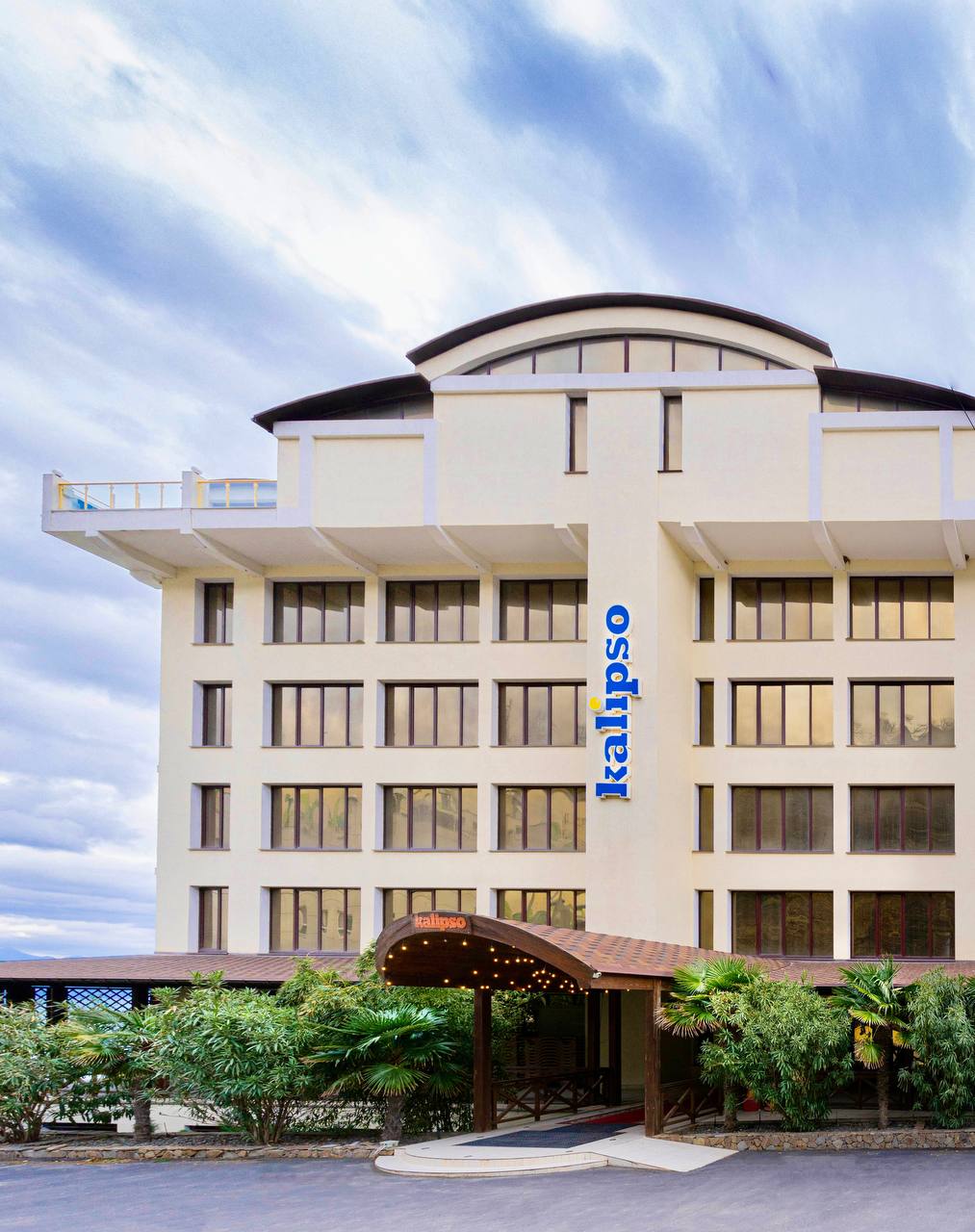 Фото отеля 2