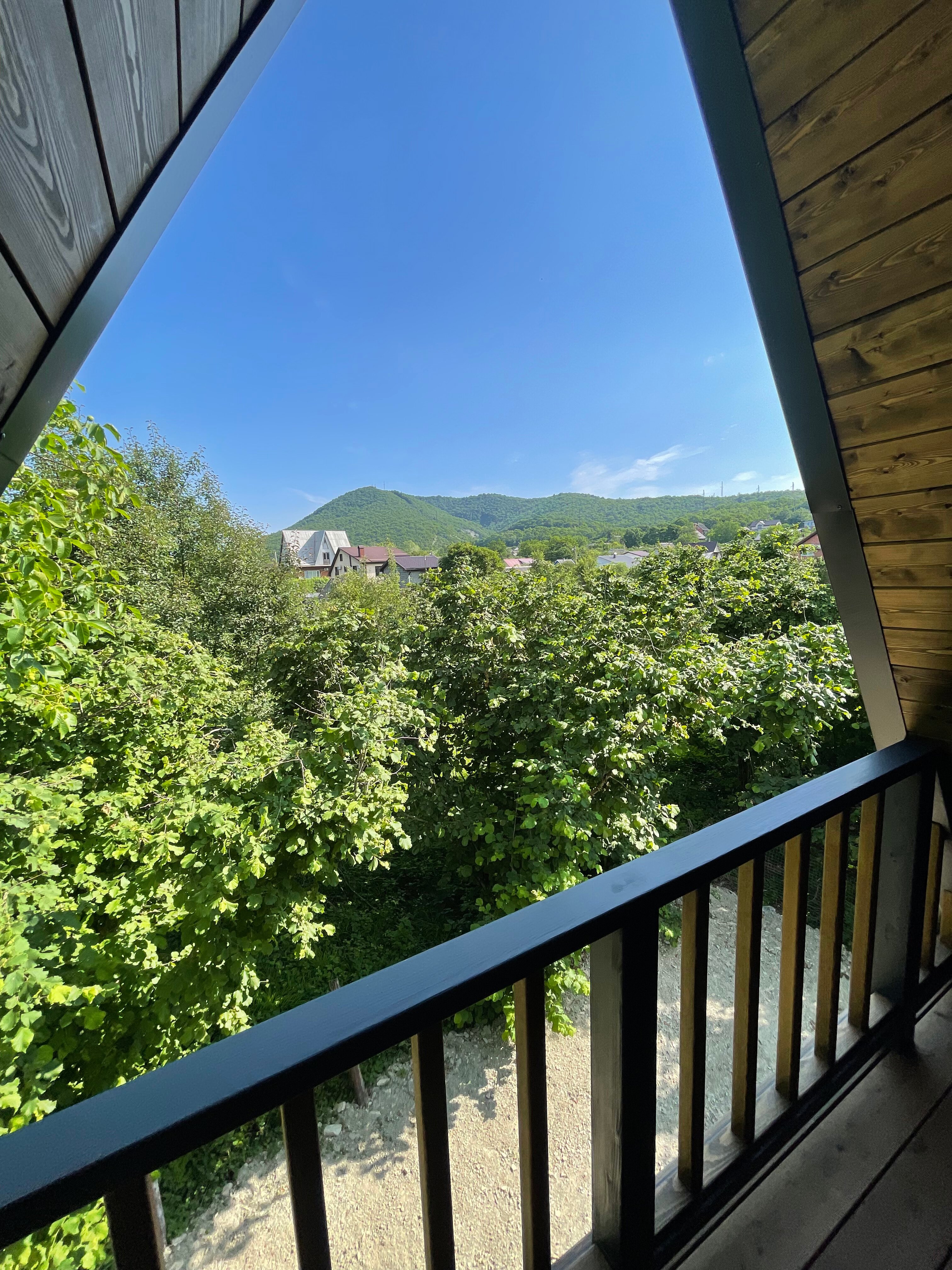 Фото Лео Ленд