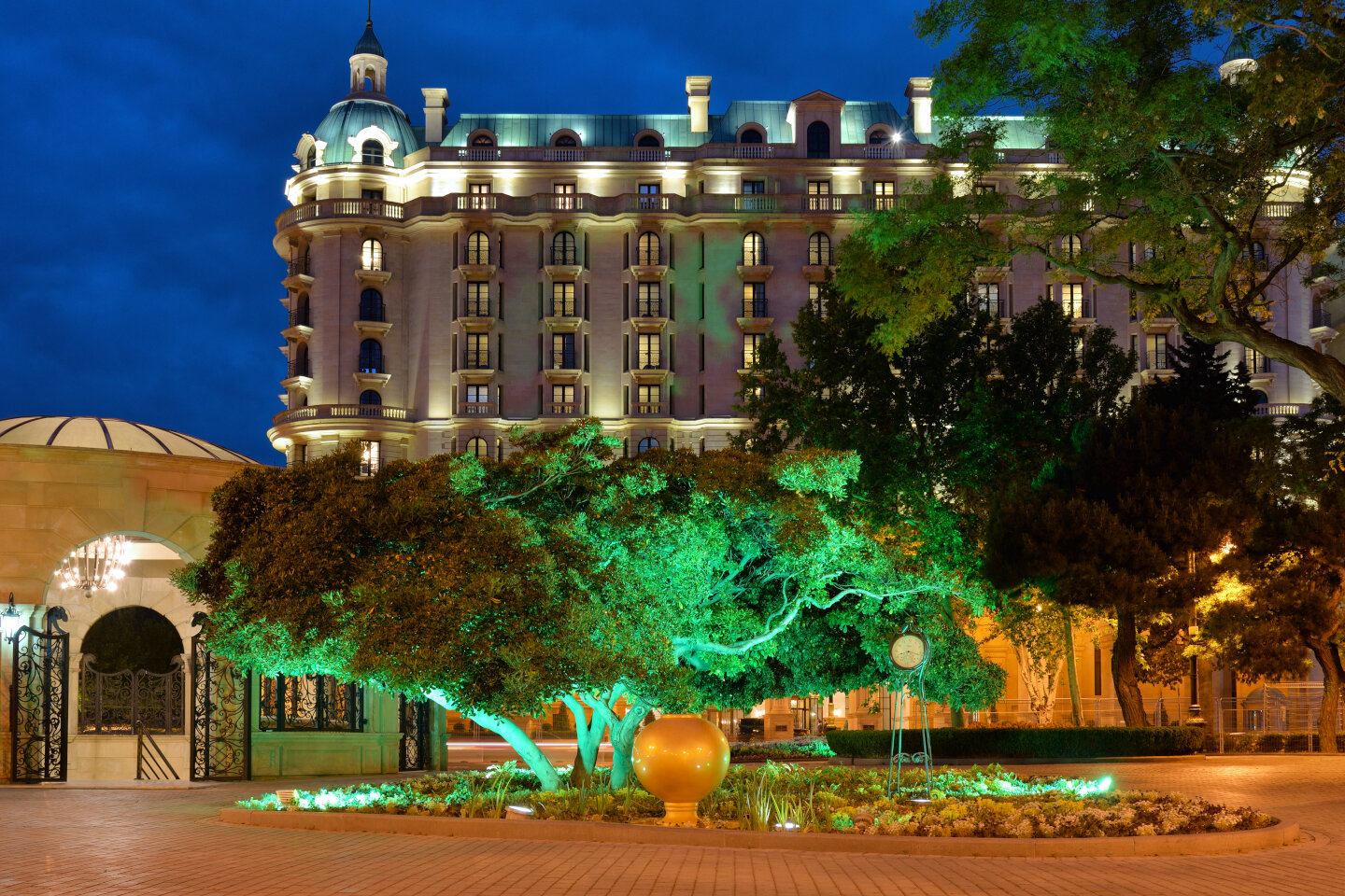 Фото Four Seasons Hotel Baku