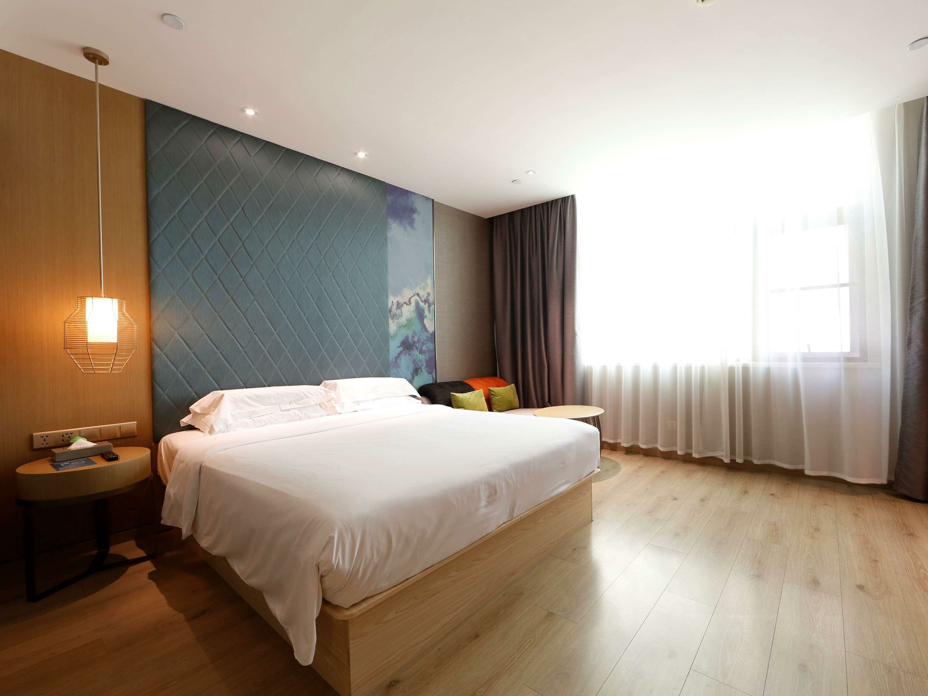 Фото ibis Styles Xiamen Zhongshan Rd Walking Street