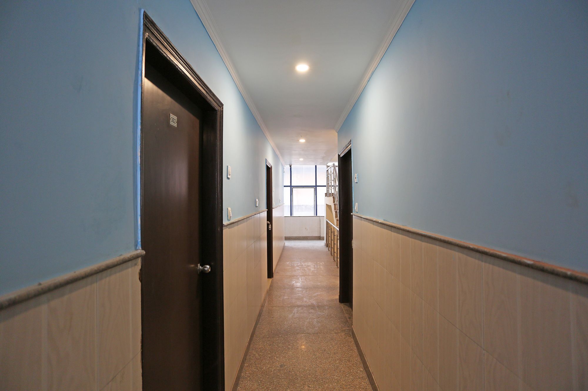 Фото Oyo 9786 Hotel Aerolook