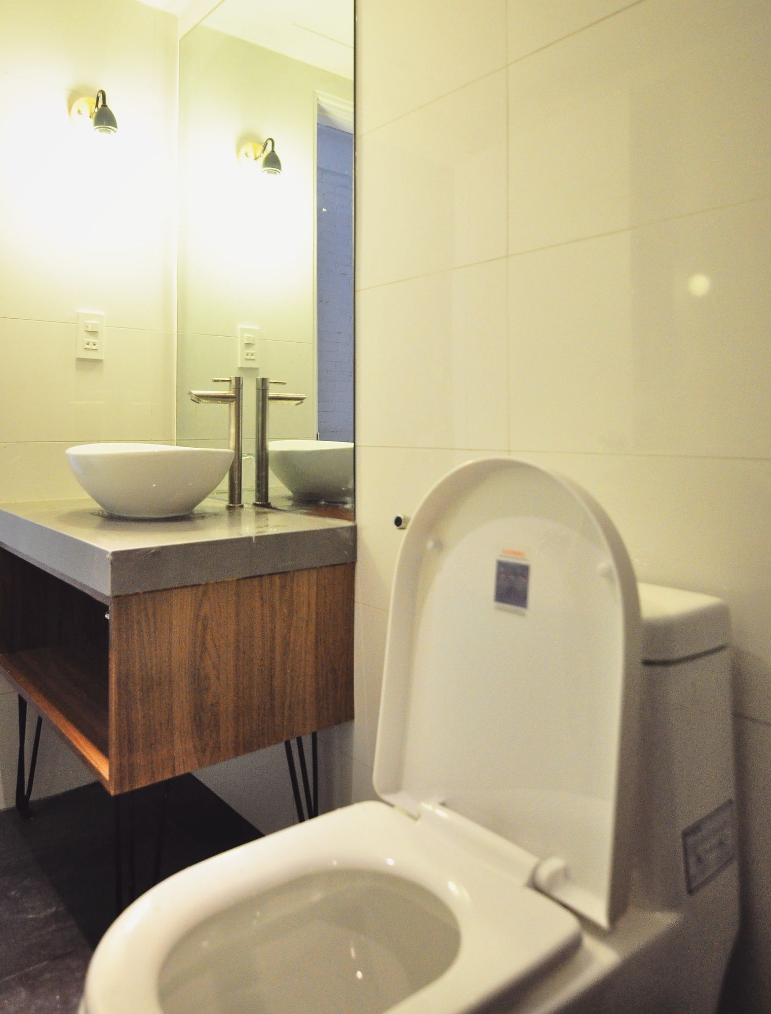 Фото The Junction Hotel Hai Ba Trung