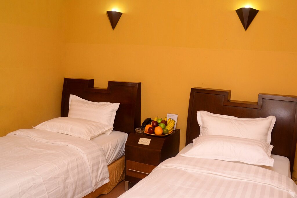 Hotel Dhaksina Hotel. Jln. SM. Raja No. 20 Medan, Medan, photo