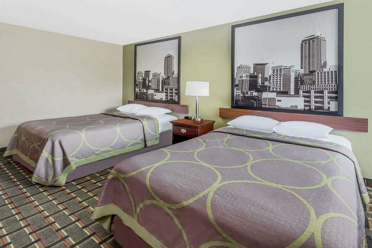 Фото Super 8 by Wyndham Logansport