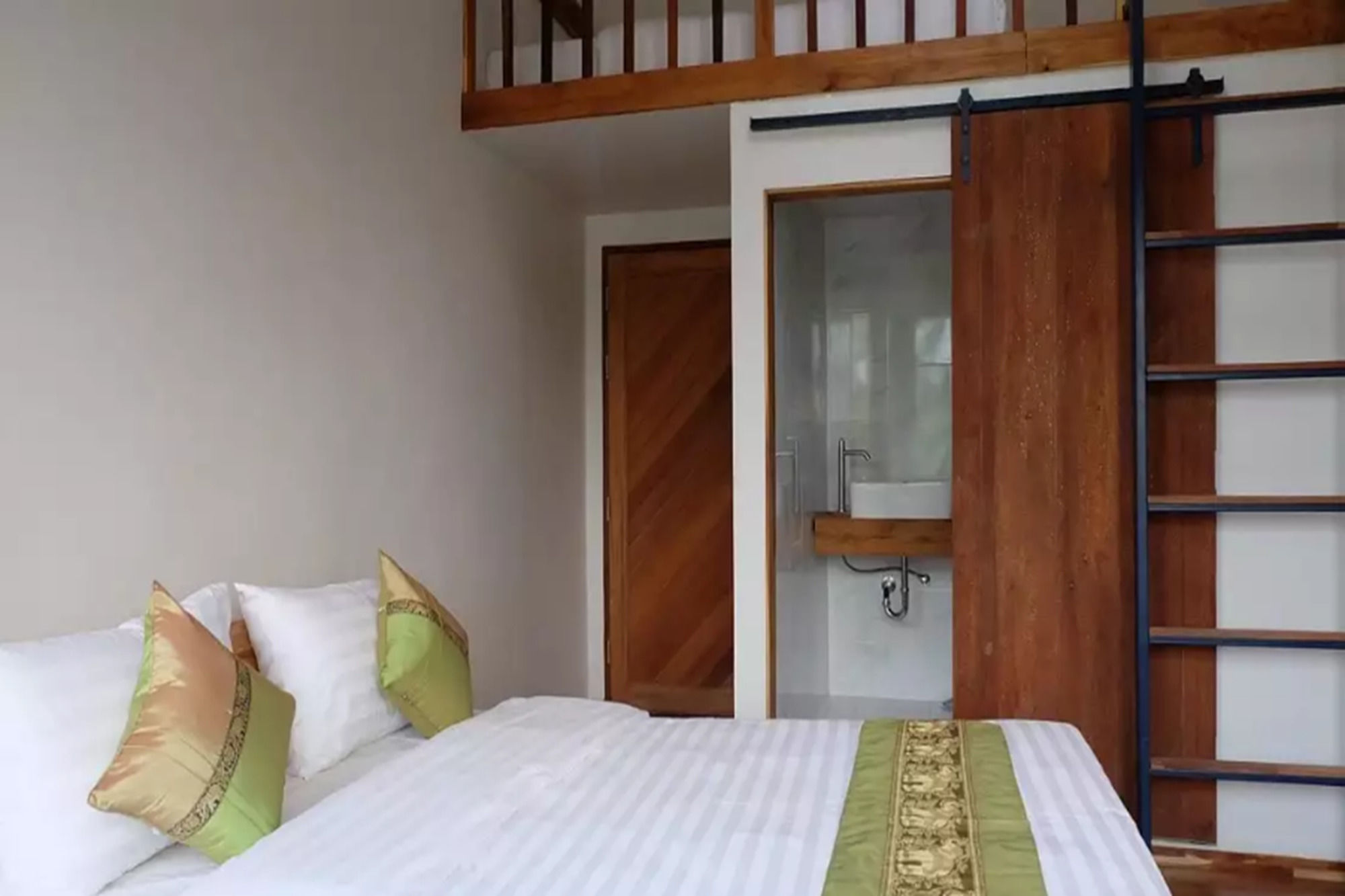 Фото Sri Chiang Yeun Boutique House