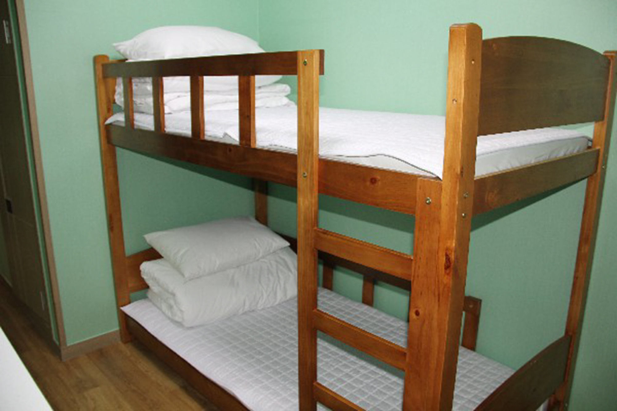 Фото Hyu+ Guest House - Hostel