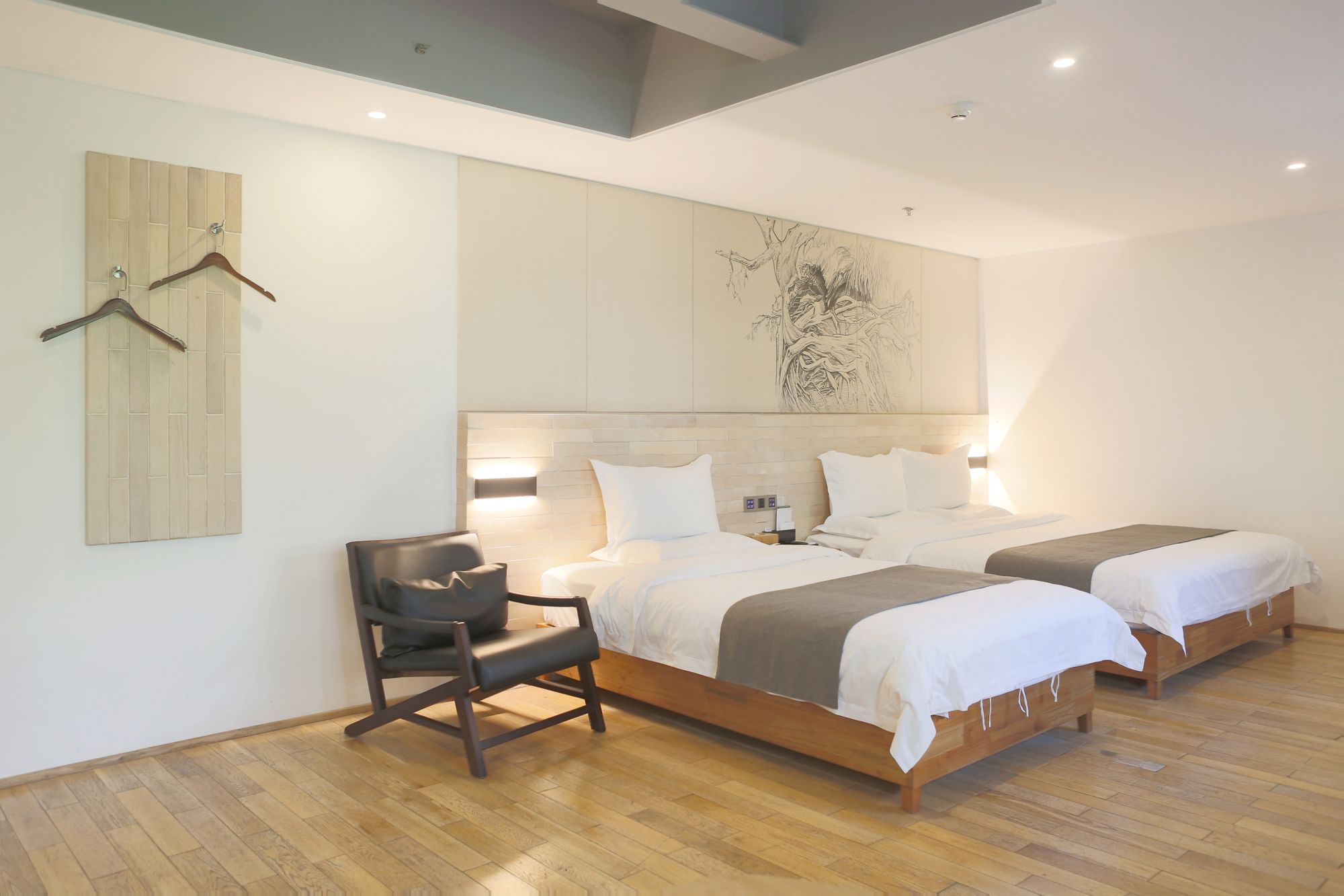 Фото Travelling With Hotel Chengdu Wide and Narrow Alley