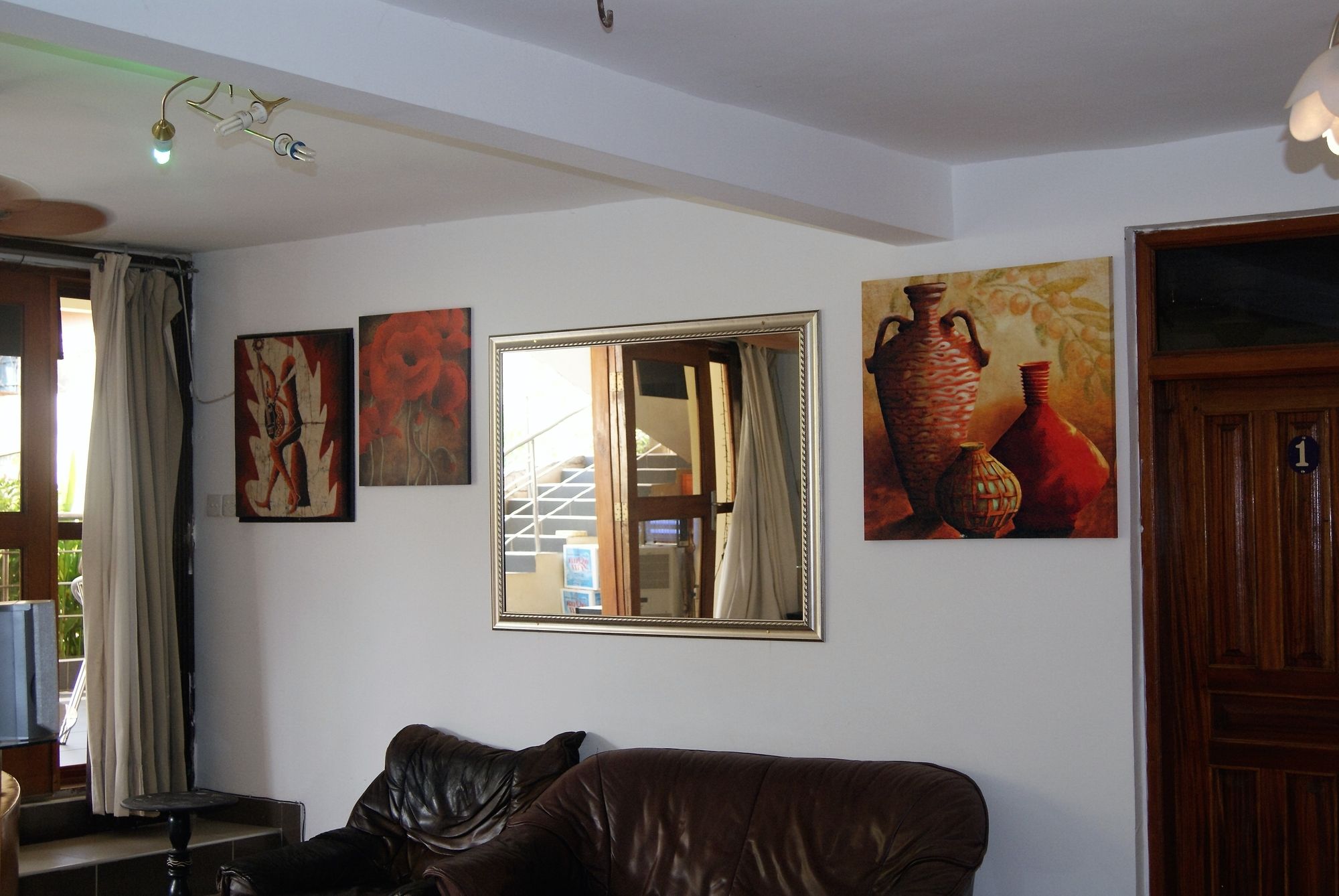 Фото The Golden Apple