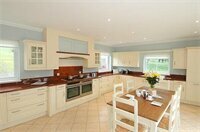 Гостиница BCC Lochness Cottages в Области Хайленд