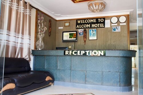 Гостиница Alcom Hotel в Кампале