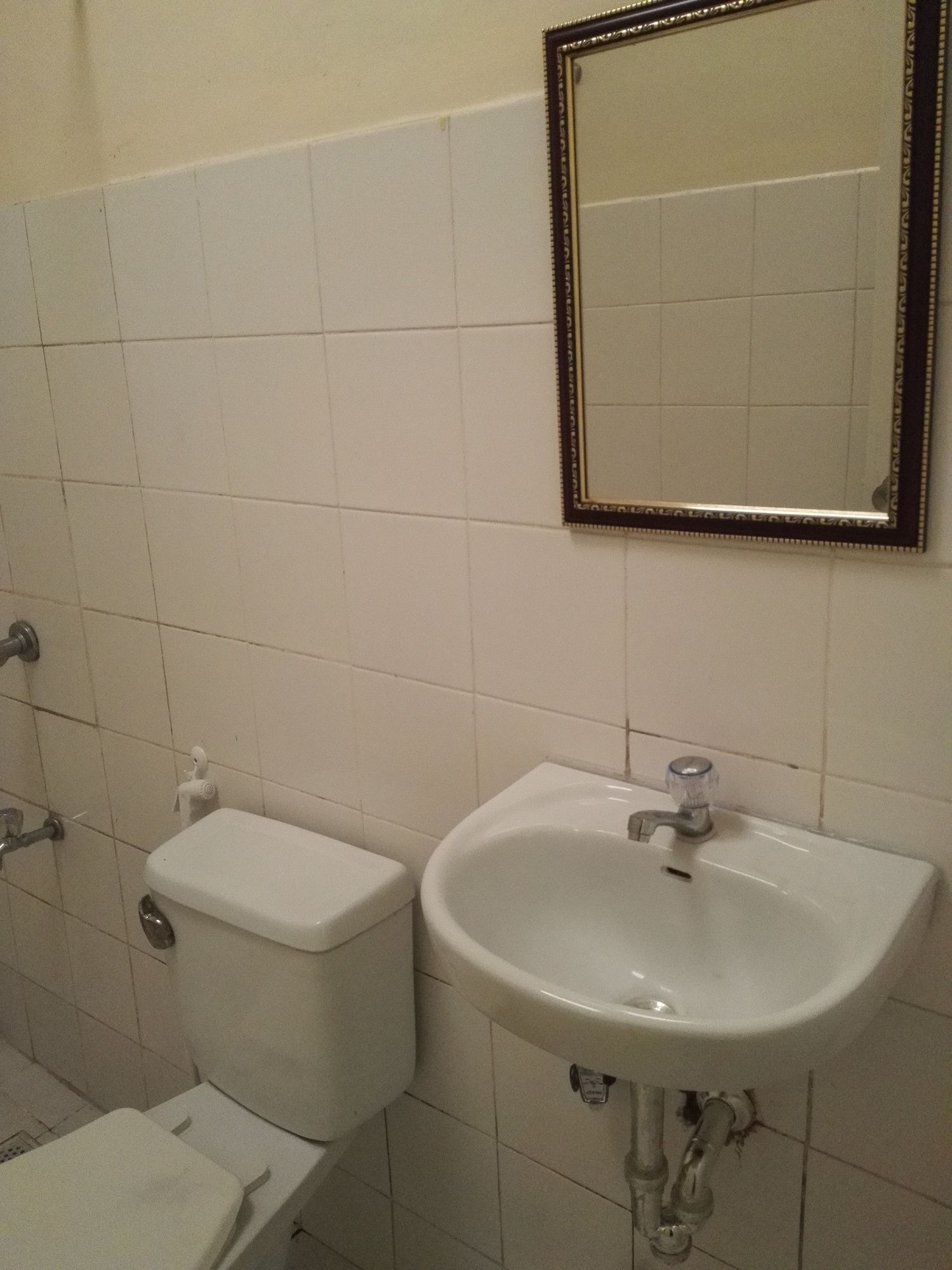 Фото Happy to Mingle Hostel