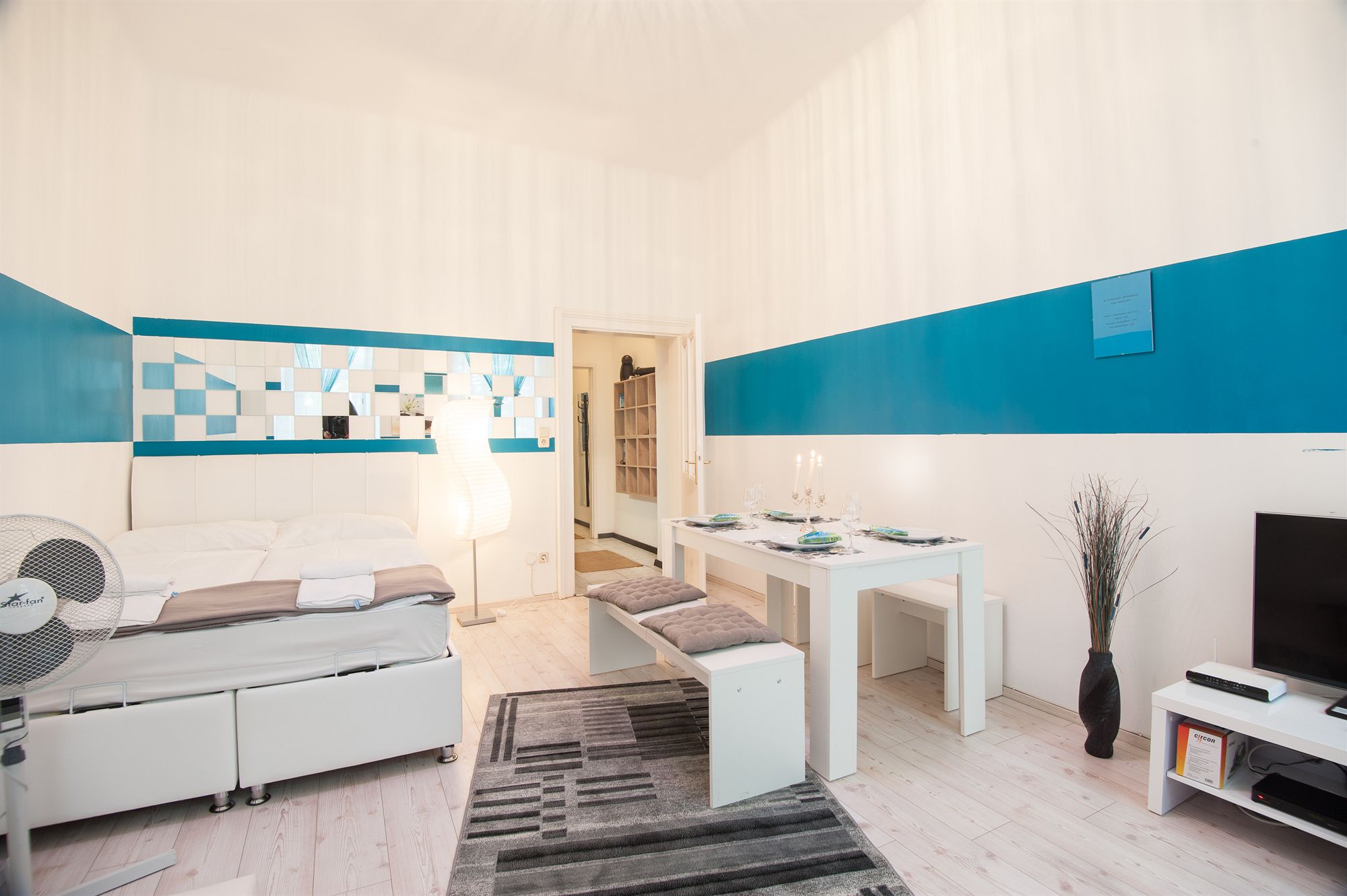 Фото Royal Resort Apartments Westbahnhof