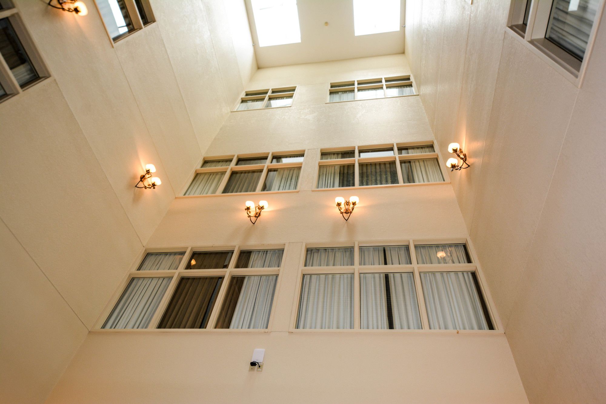 Фото Des Lux Hotel