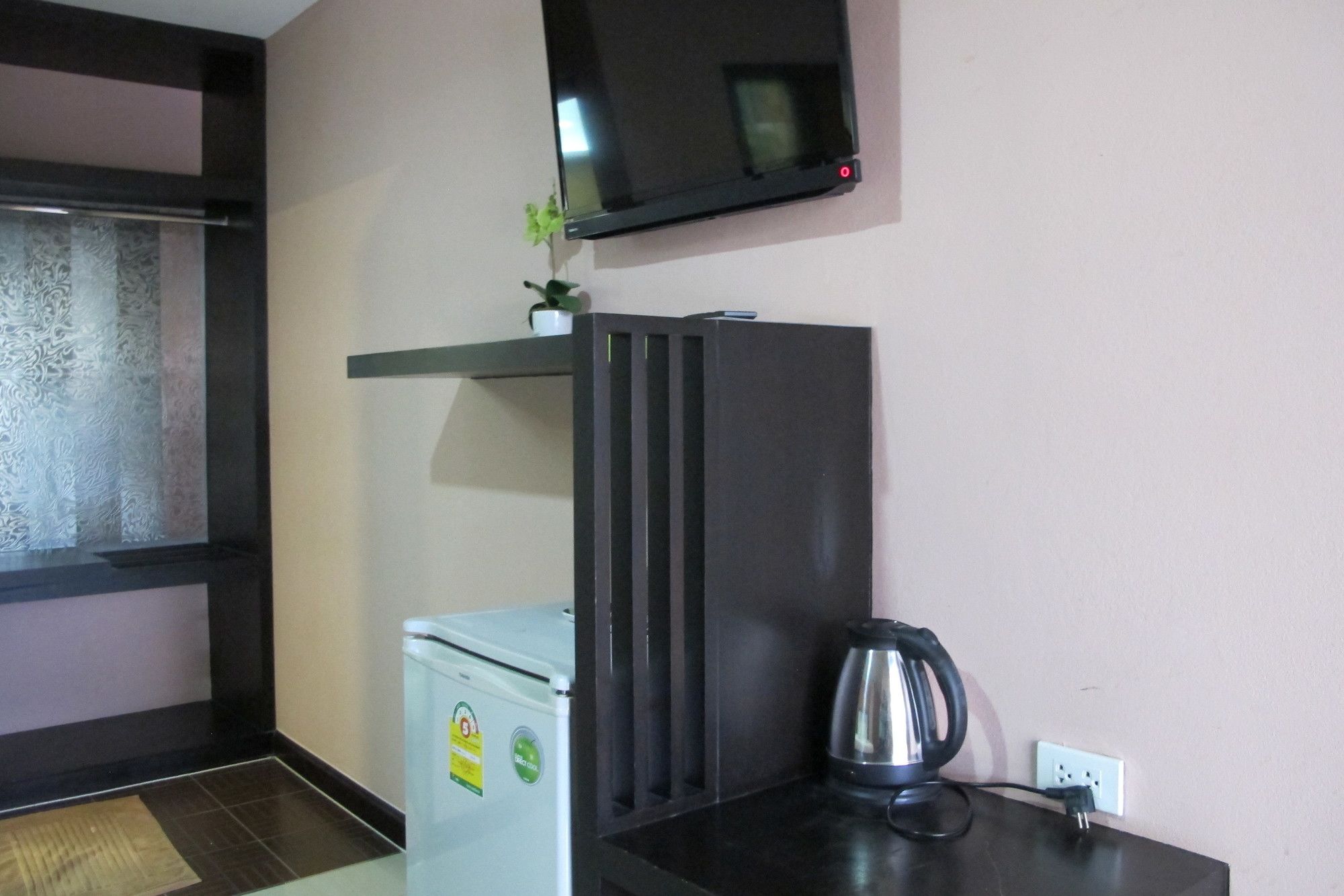 Фото Jirapa Modern Resort