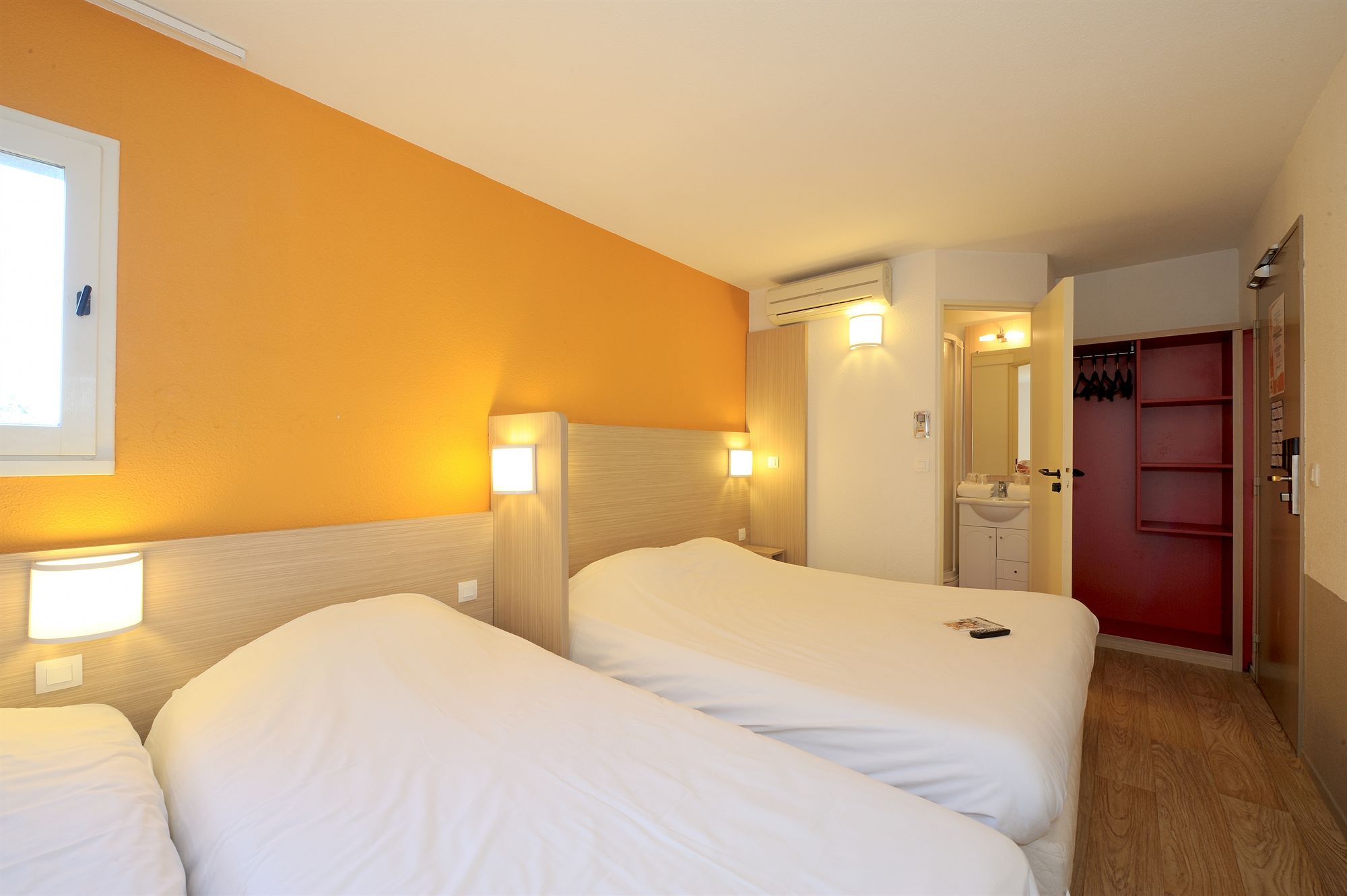 Фото Hôtel Kennedy Parc des Expositions