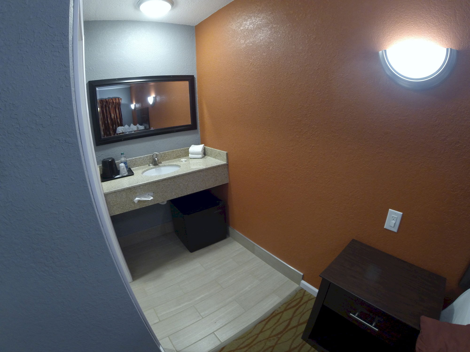 Фото Cozy Rest Motel