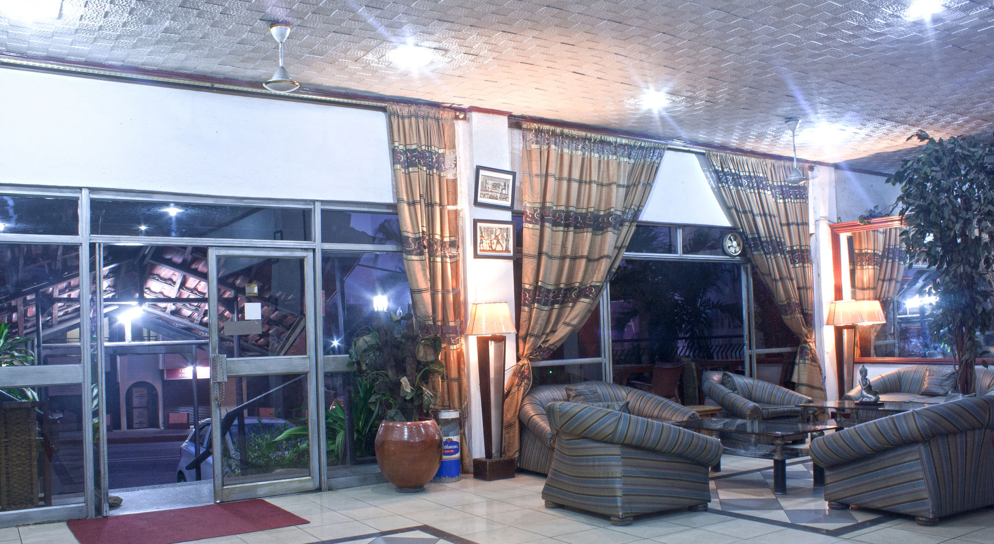 Фото Niagara Hotel