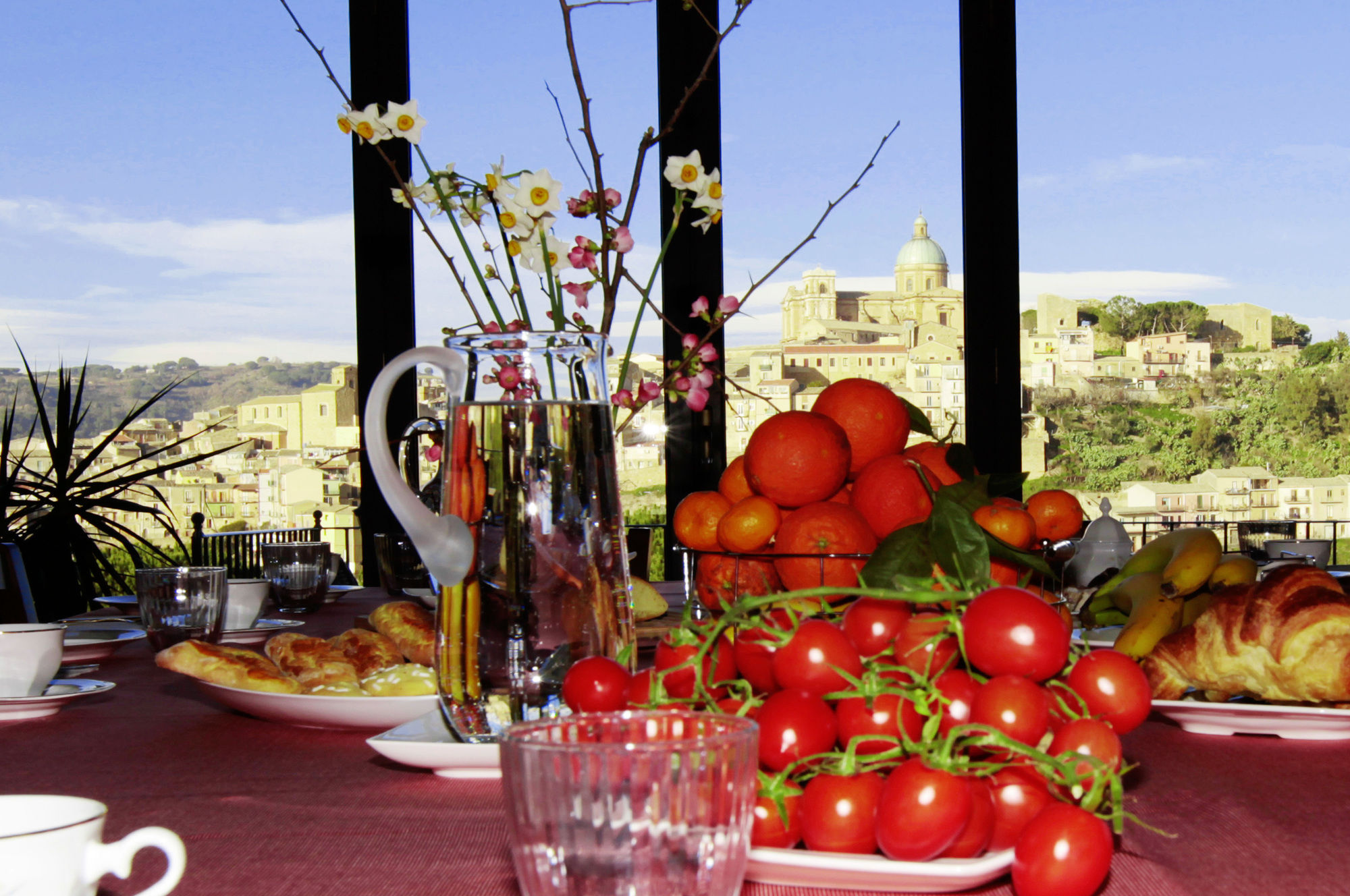 Фото La Casa Rossa Country House