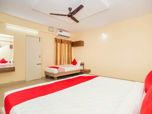 Гостиница Oyo 16803 Hotel Blueberry в Бангалоре