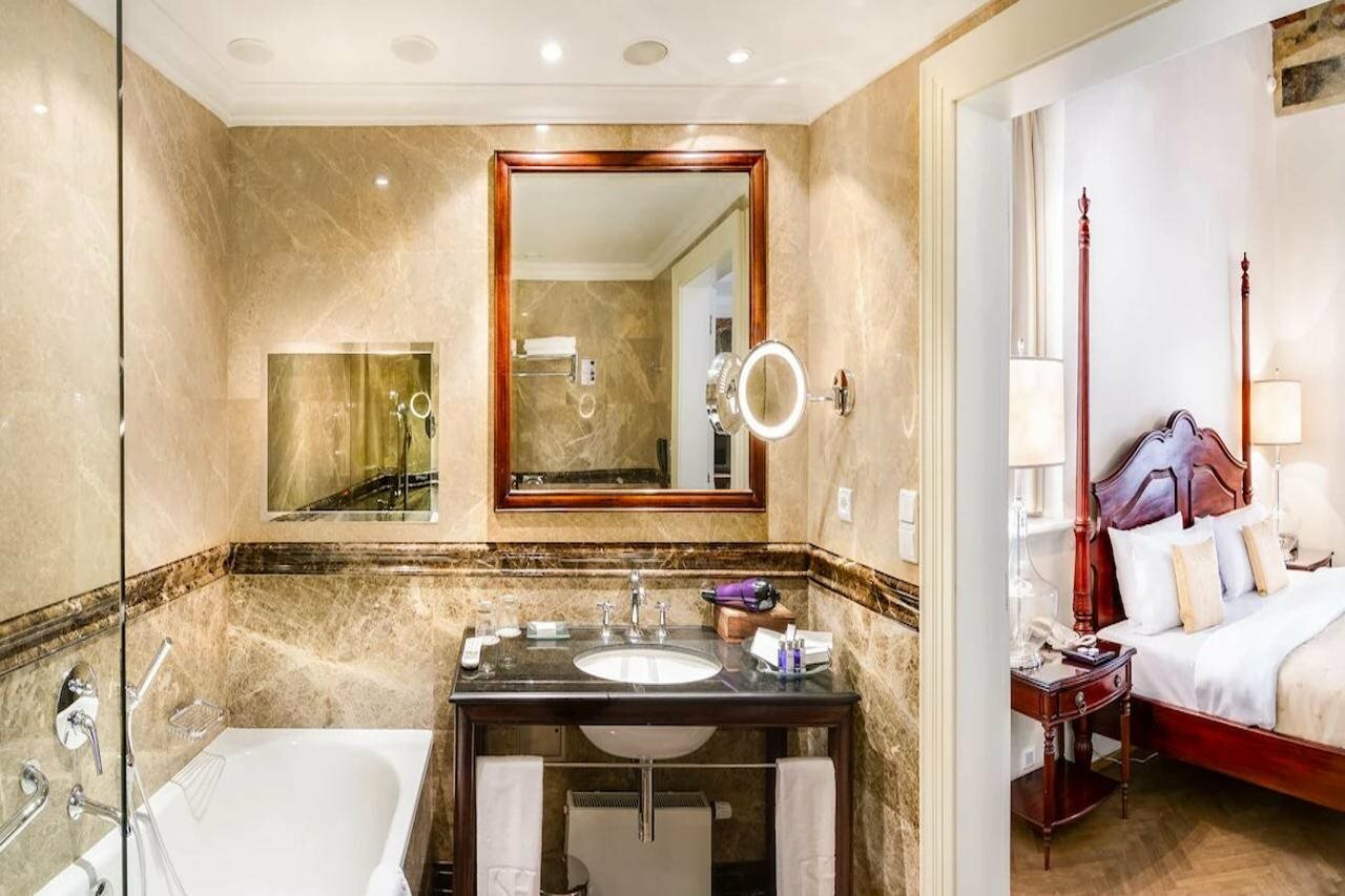 Фото Savic Hotel