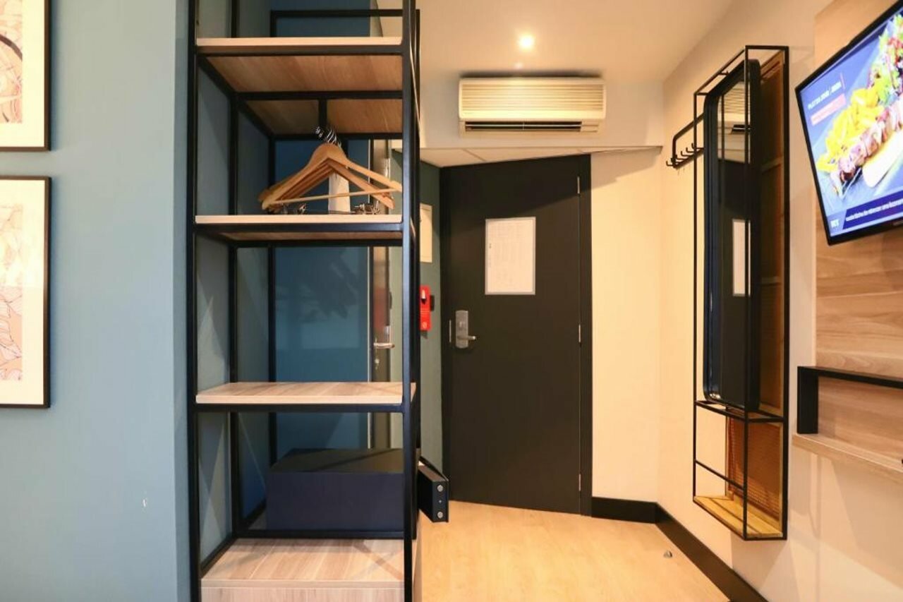 Фото Hôtel de l'Univers Liège