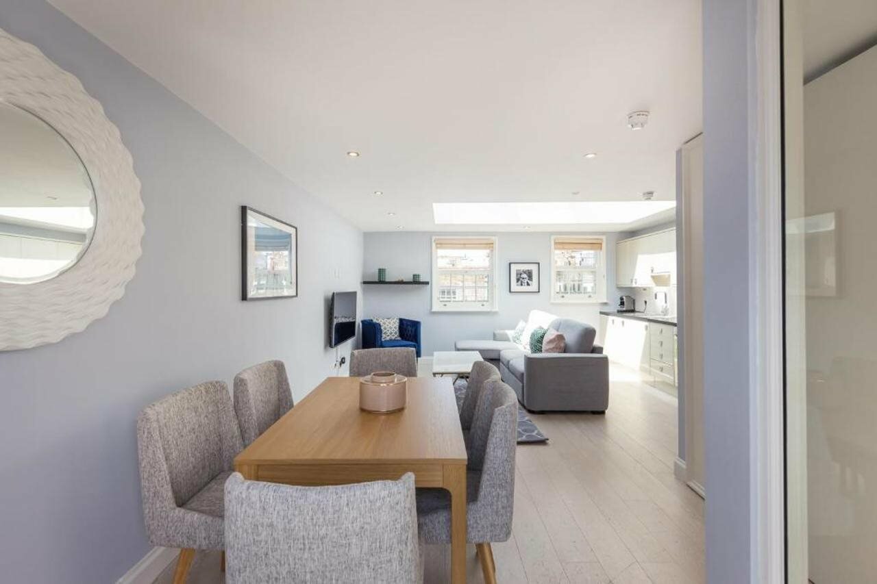 Фото Urban Chic - Covent Garden