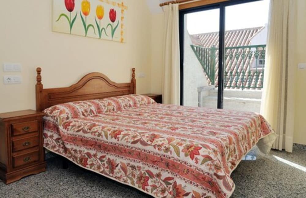 Фото Hotel Reyesol