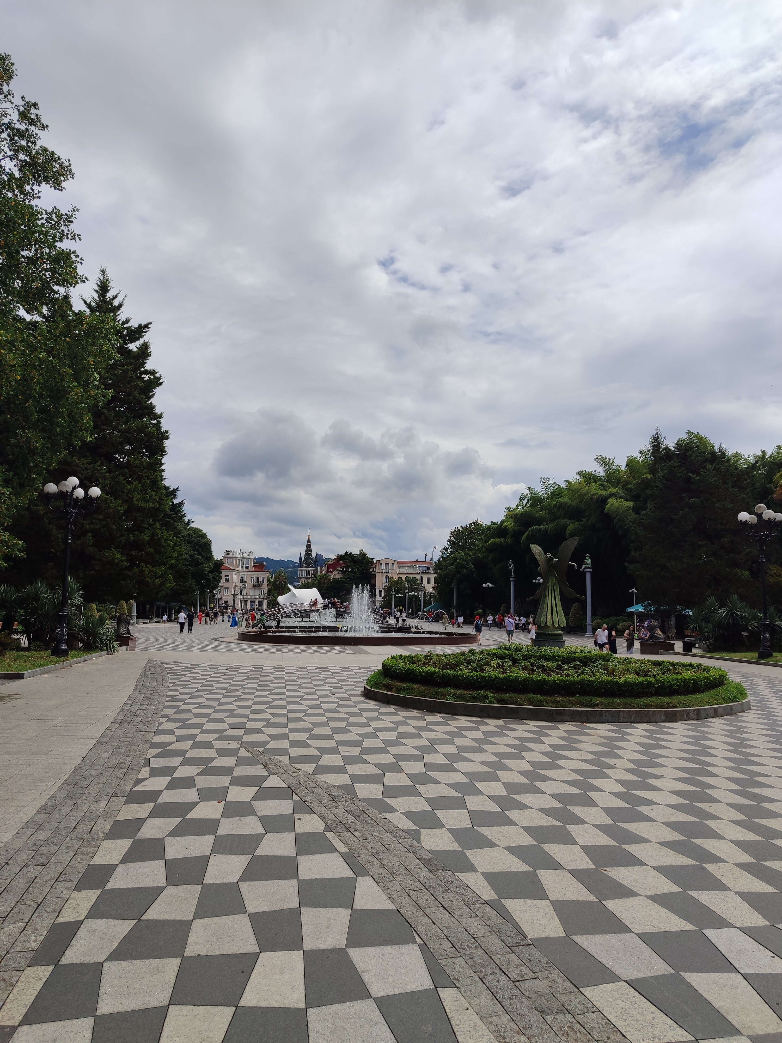 Фото 181974327857