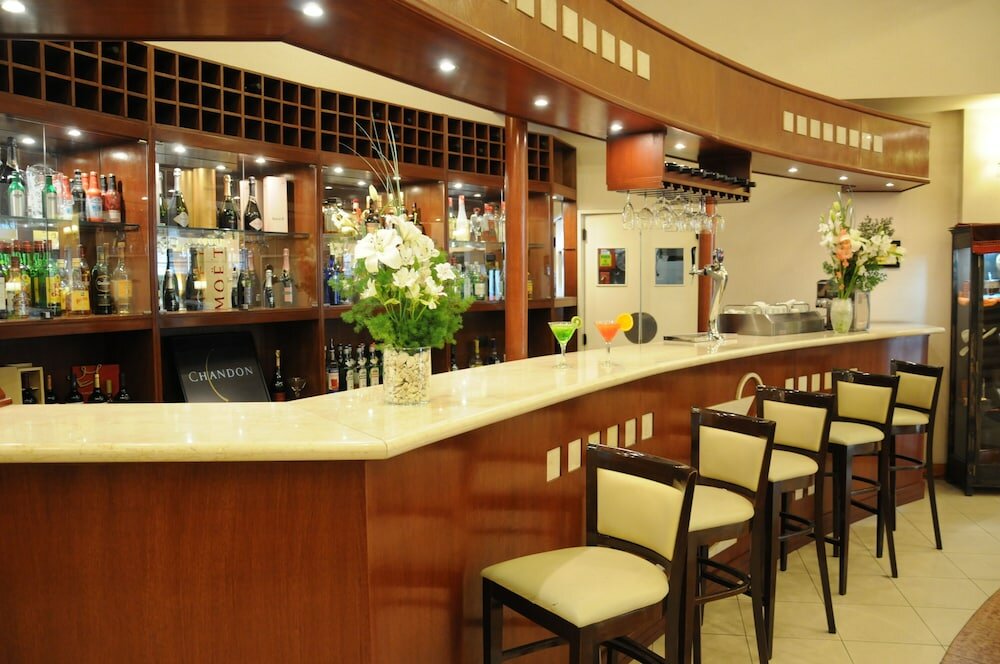 Фото InterTower Hotel