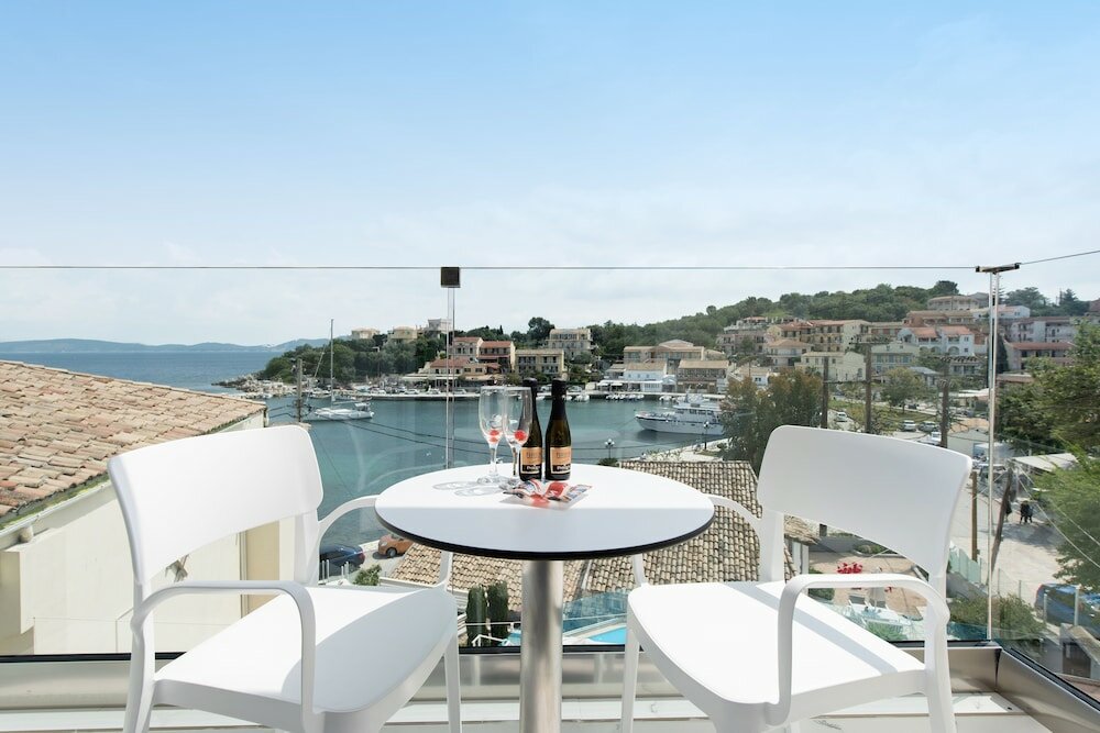 Фото Melina Bay Boutique Hotel