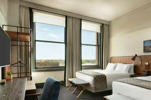 Гостиница The Central Station Memphis, Curio Collection by Hilton