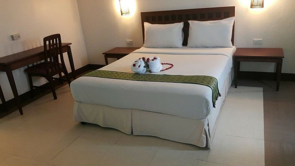 Фото Neo Hatyai Hotel