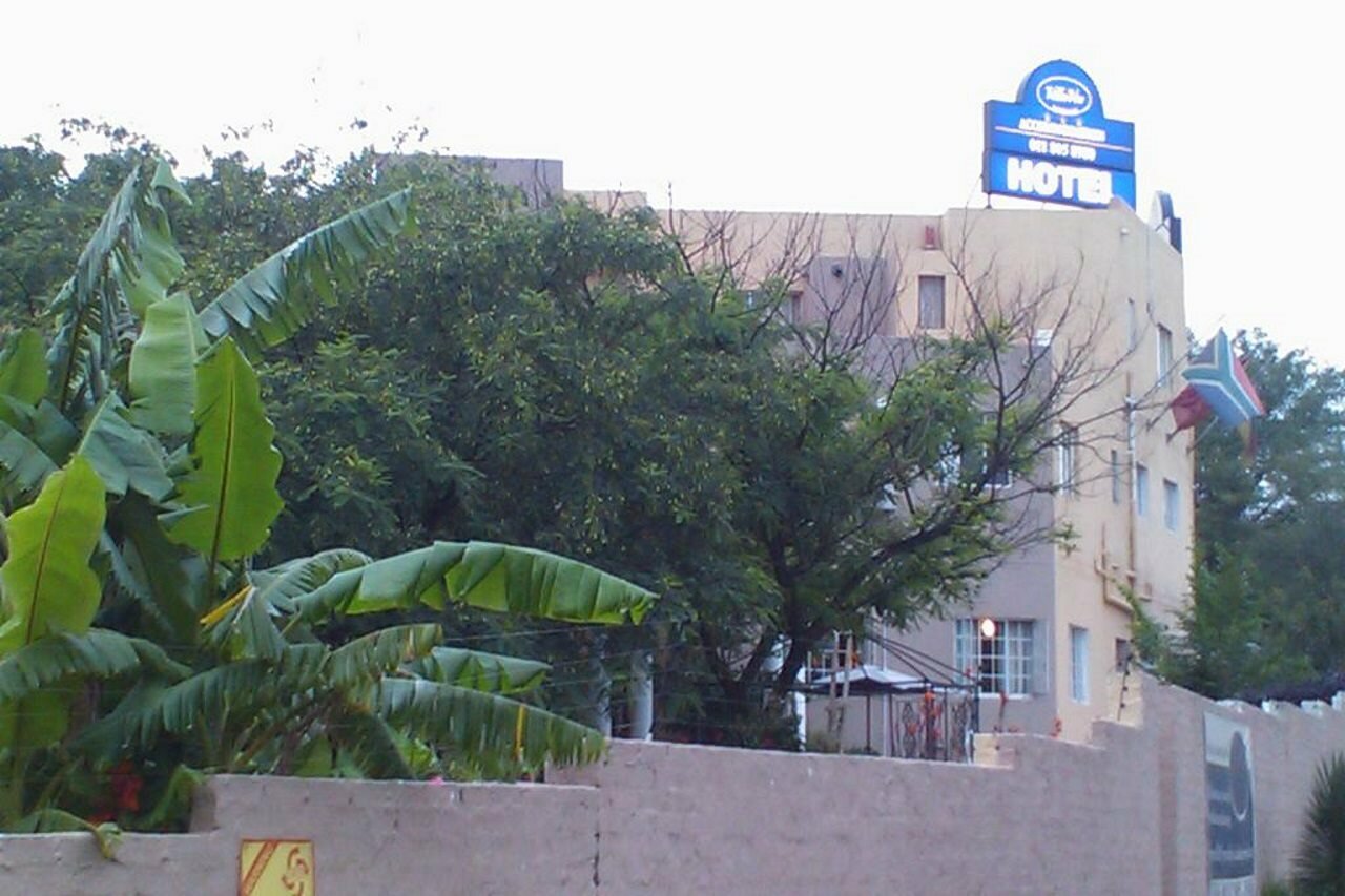 Фото отеля 3