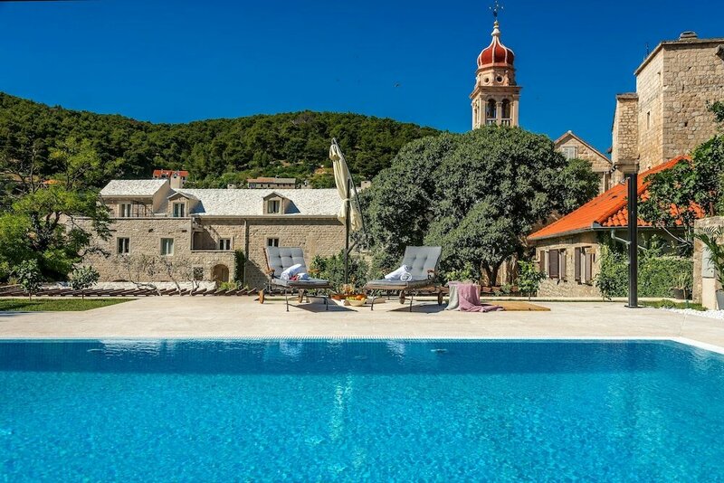 Гостиница Puteus Palace Brac