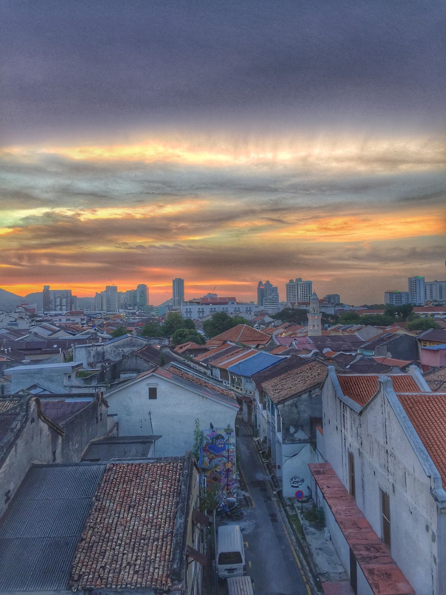 Фото B Street Hotel