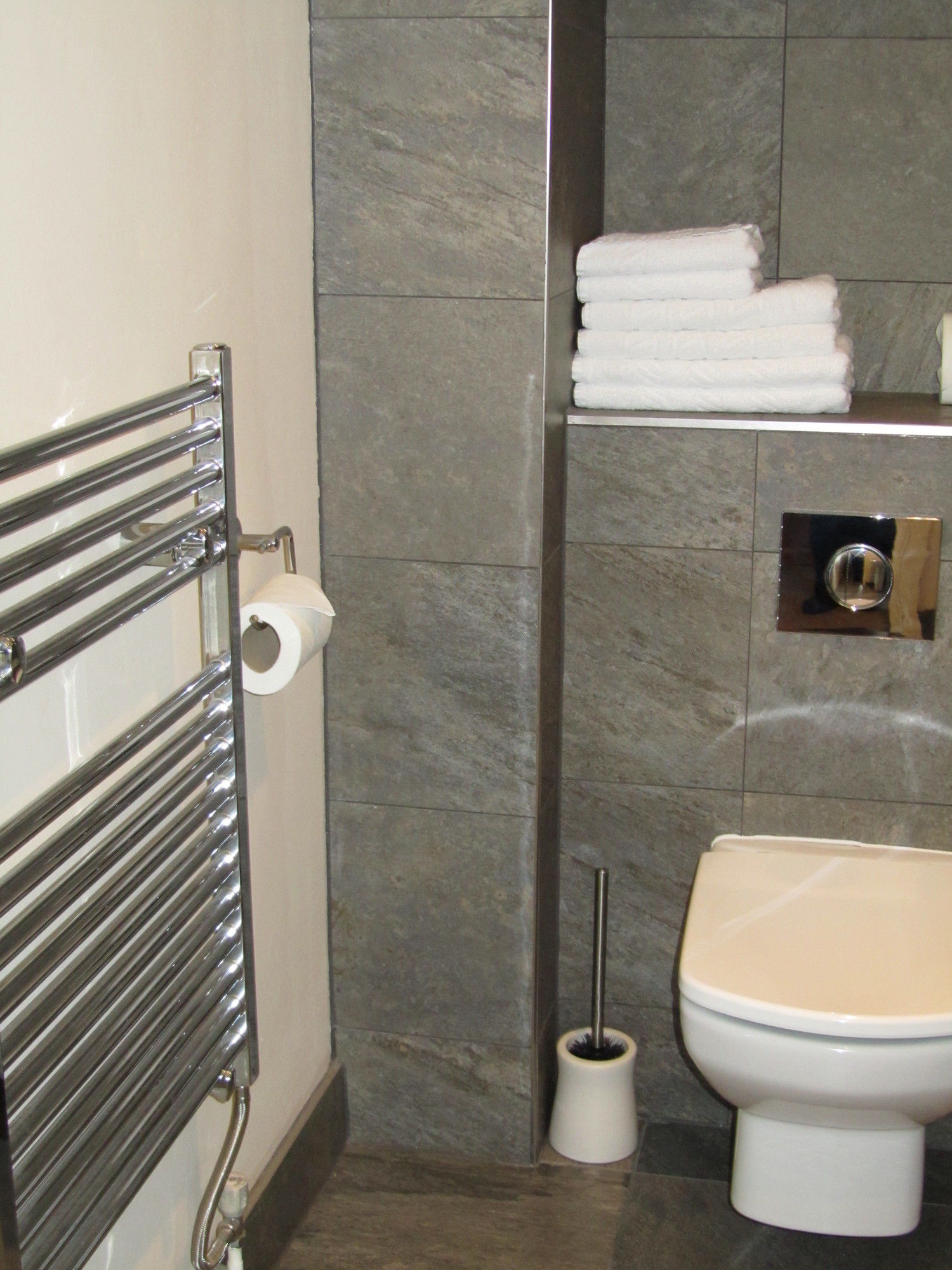 Фото Best Western The Rose & Crown Hotel