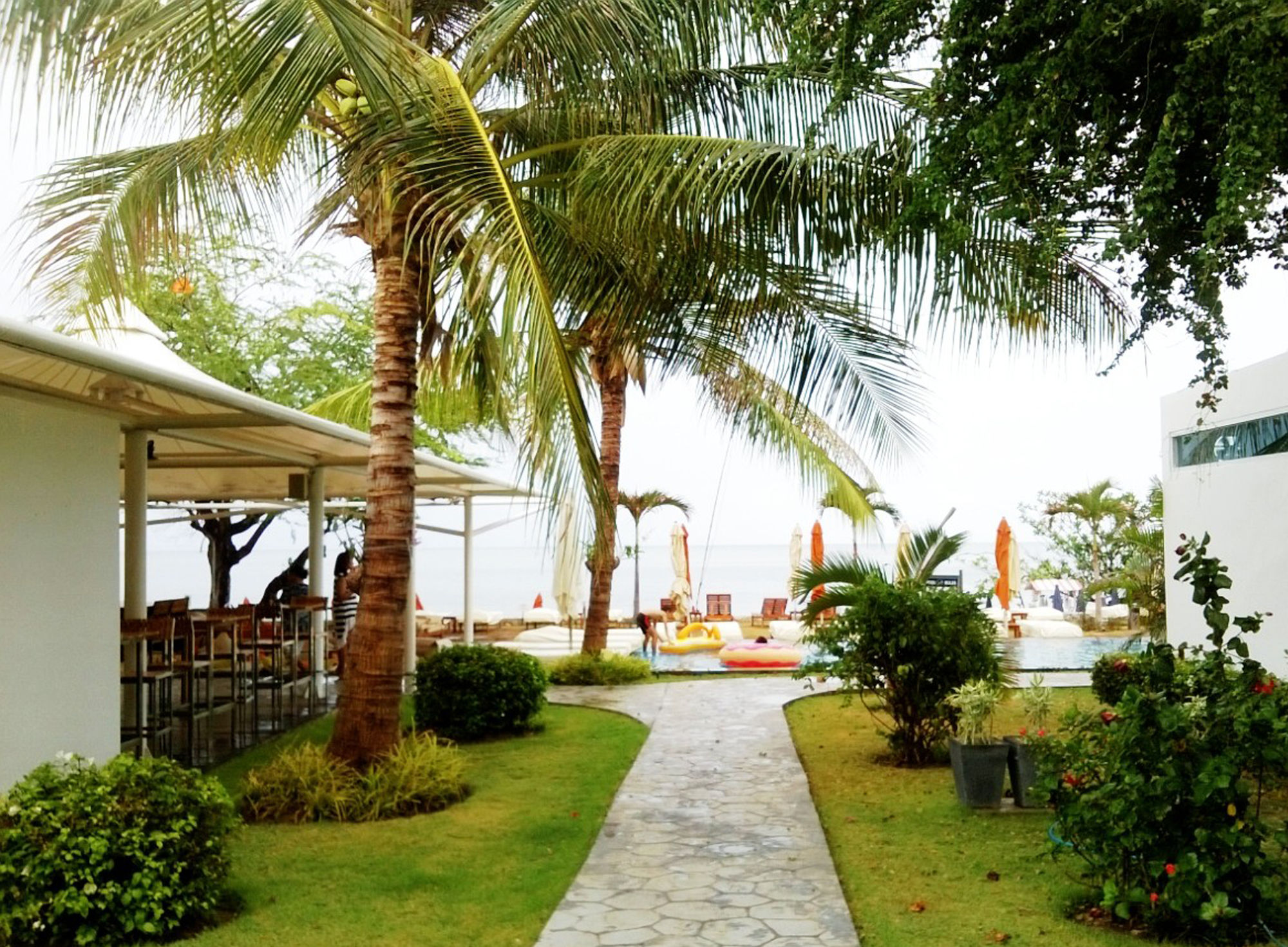 Фото Sanae Beach Club