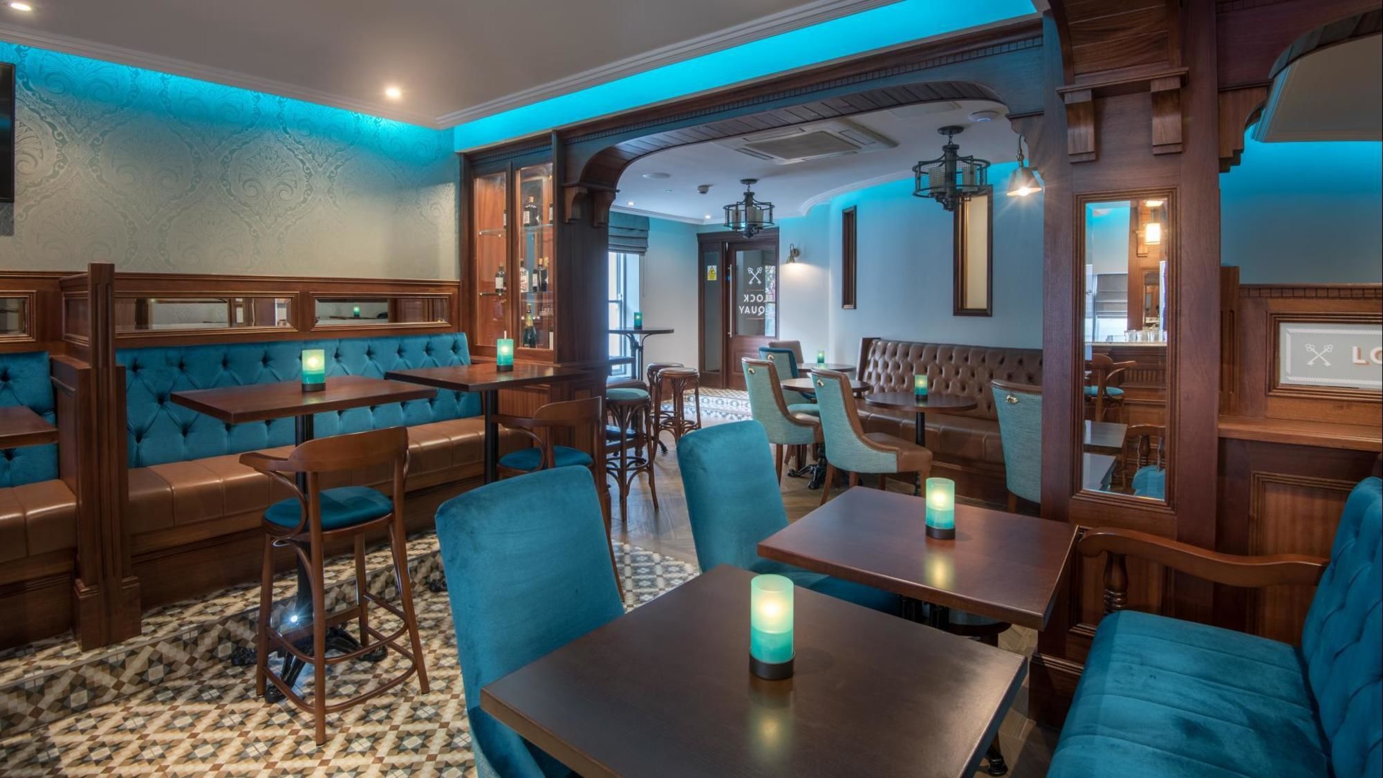 Фото Shipquay Boutique Hotel