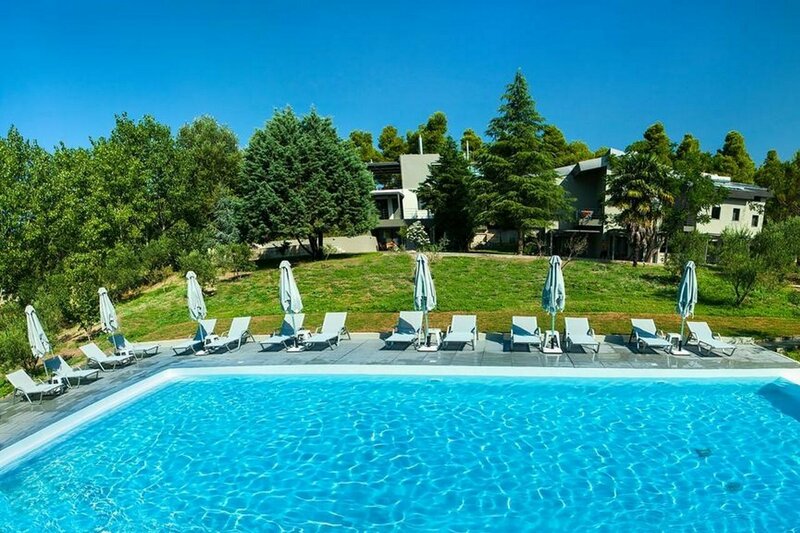 Апартаменты Sani Woods Apartments