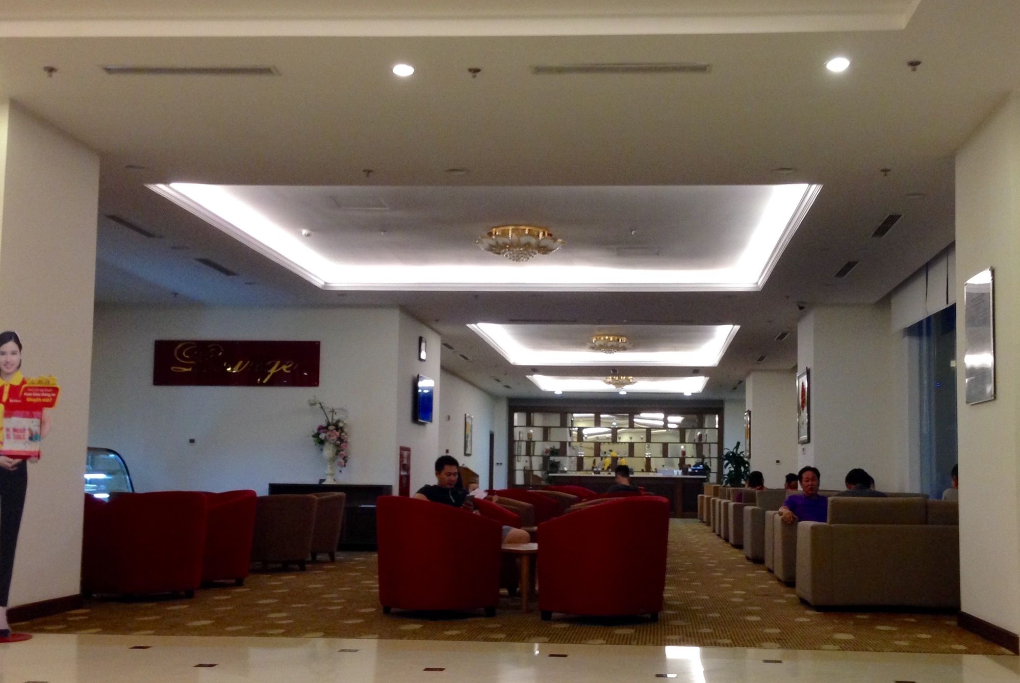 Фото Bayhomes D'Capitale Serviced Apartment