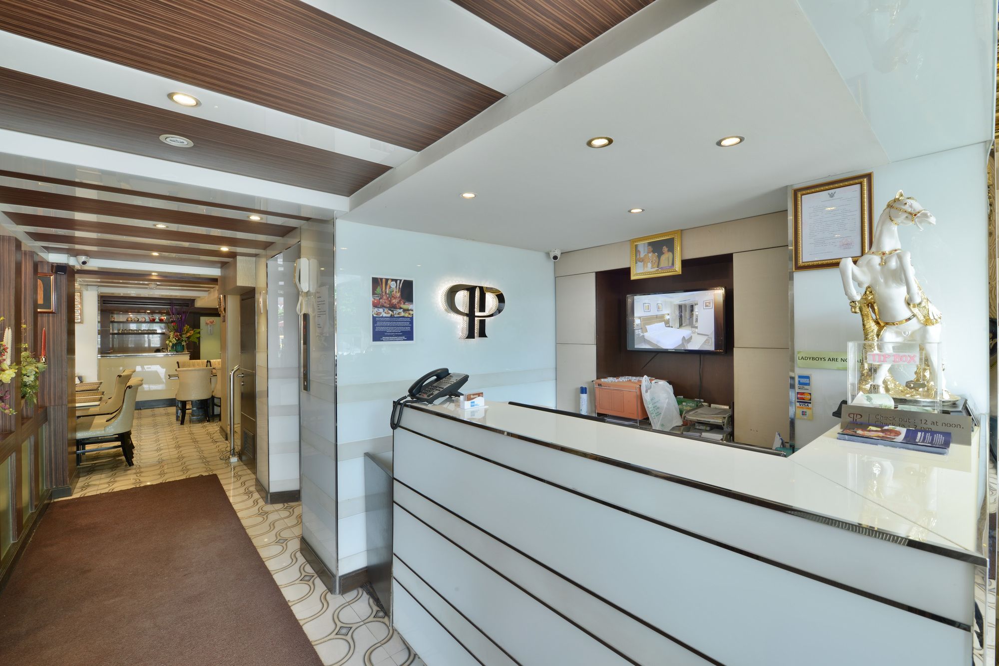 Фото The Prestige Nana