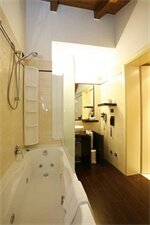 Фото Bleis Hotel