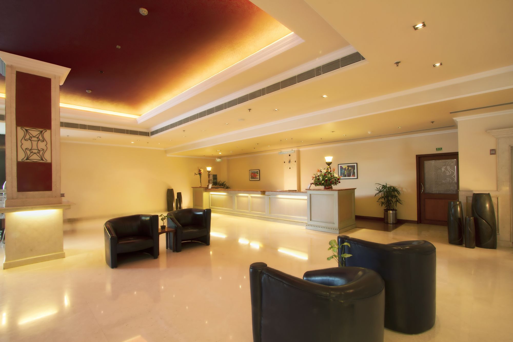 Фото The Piccadily Lucknow