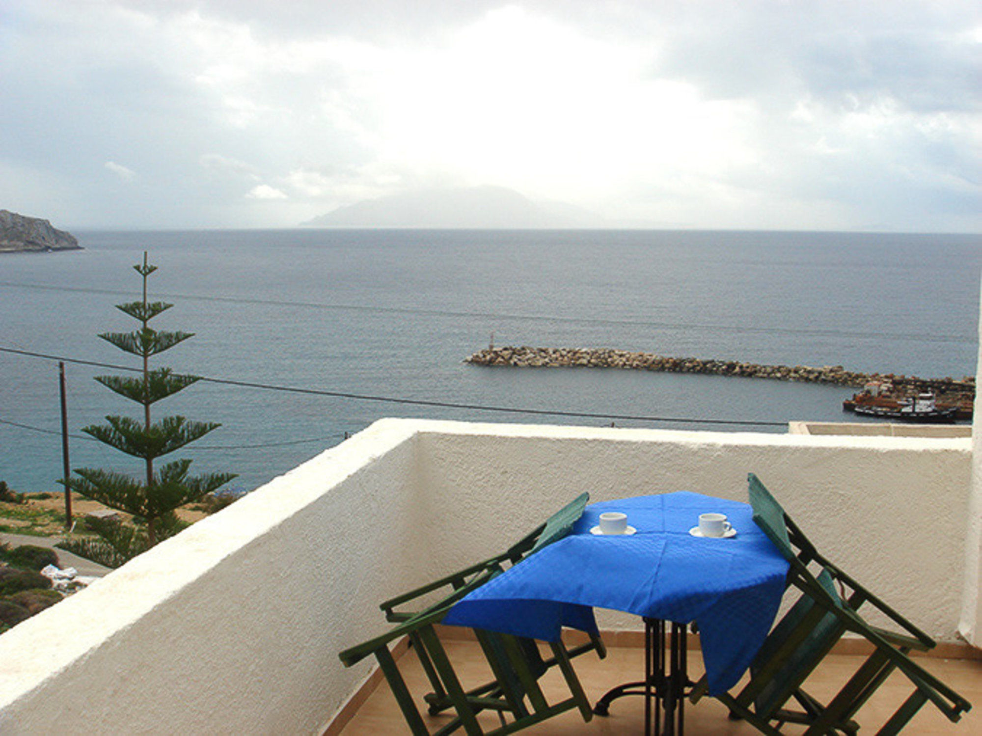 Фото Finiki View Hotel Apartments