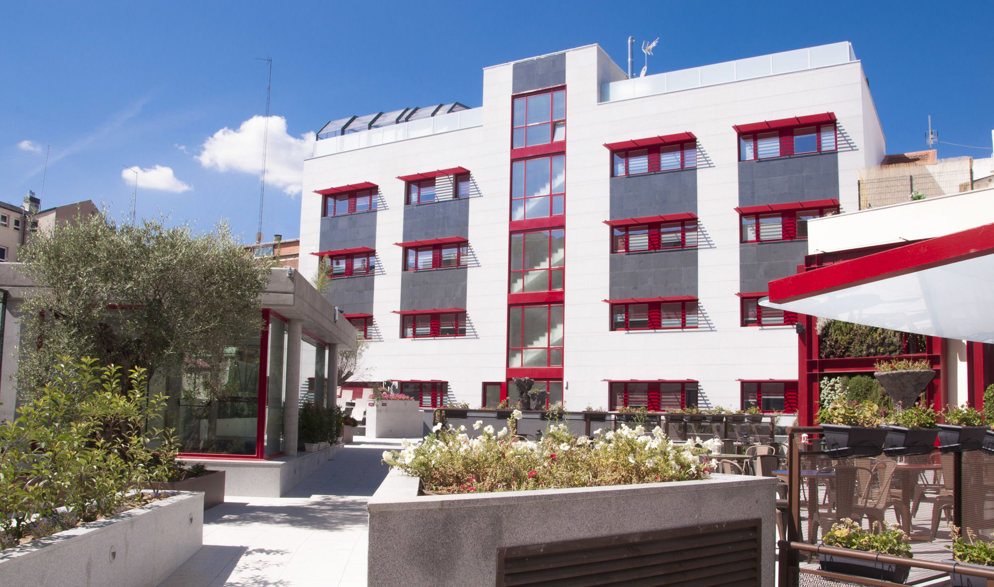 Фото отеля 1