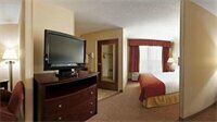 Внешний вид отеля Holiday Inn Express & Suites Irving Conv Ctr Las Colinas by Ihg в Ирвинге, фото 4