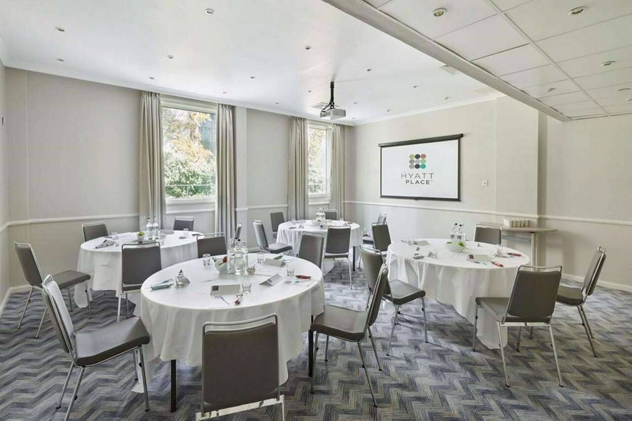 Фото Hyatt Place London Heathrow Airport