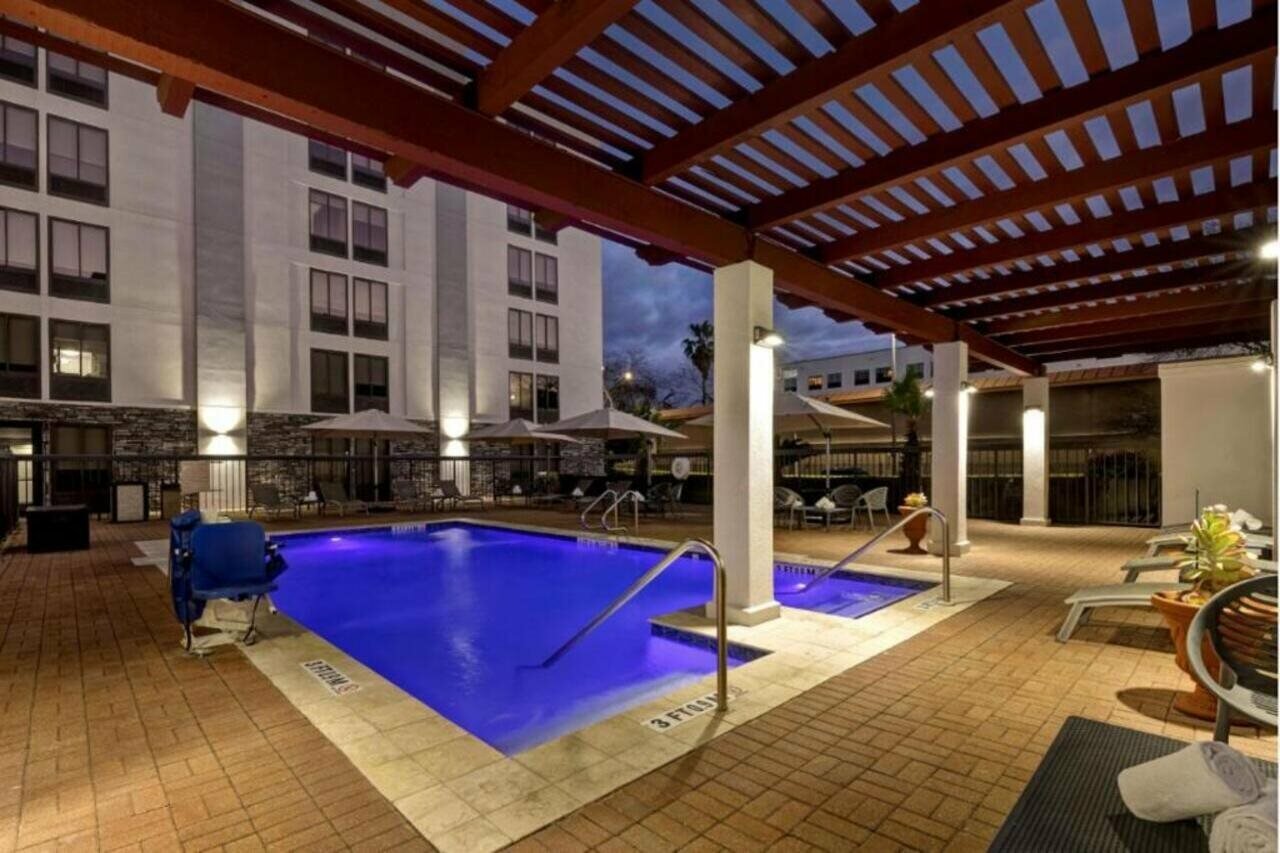 Фото Hampton Inn San Antonio-Downtown